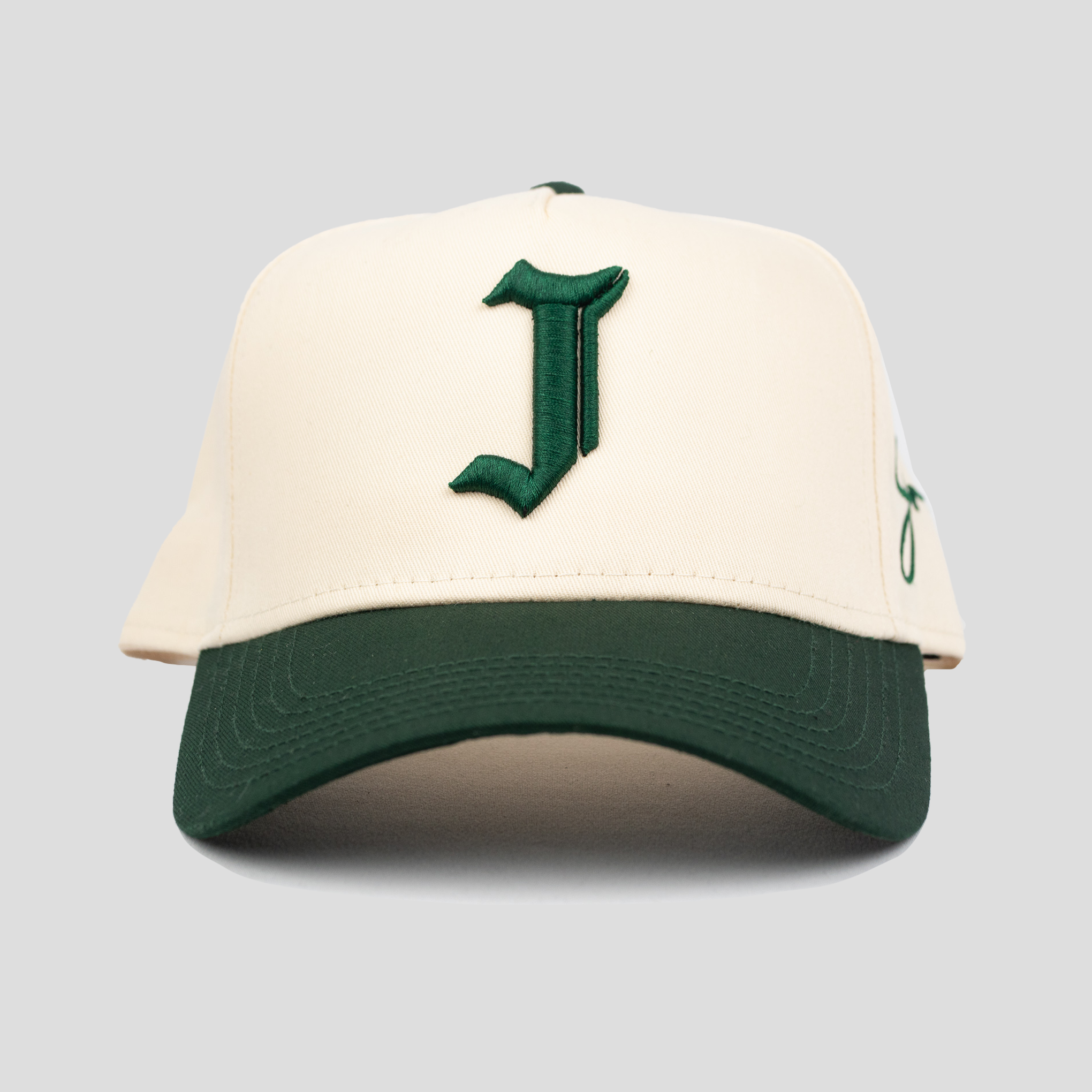 "J" Signature Snapback Hat (CREAM/GREEN)